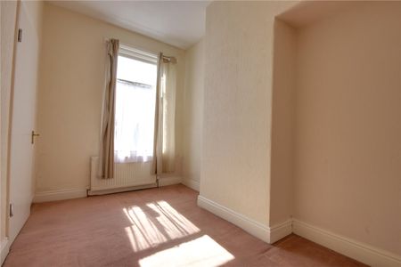 2 bed terraced house to rent in Aire Street, Middlesbrough, TS1 - Photo 4