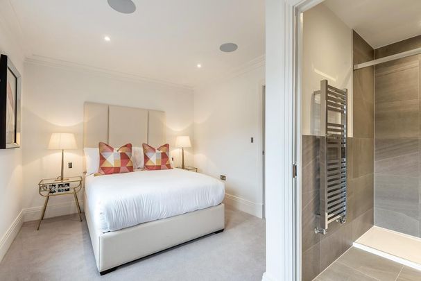 3 bedroom terraced house to rent - Photo 1