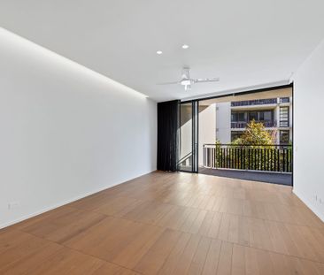 A Unique Fusion of Luxury & Convenience - Photo 6