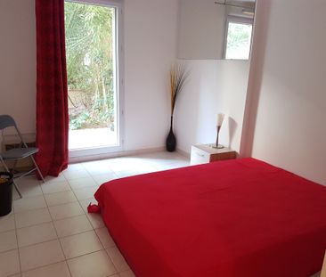 Location Appartement 2 pièces 54m² MARSEILLE 9ème - Photo 4