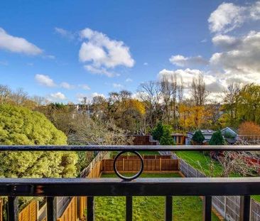 Holders Hill Road, London, NW7 - Photo 2