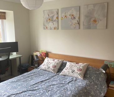 3 Bed Detached House, Grange Park, BS9 - Photo 2