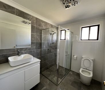 28A Disraeli Rd, Winston Hills, NSW 2153 - Photo 5