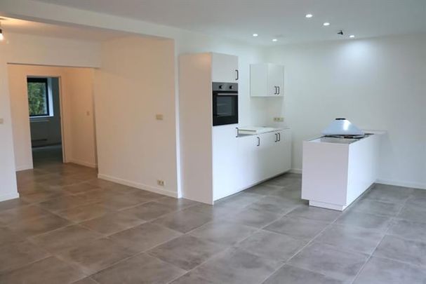 Appartement te huur - Photo 1