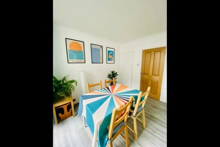 3 Bed Flat, Wearmouth House, E3 - Photo 4