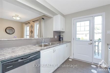 For Lease - 220 CAYMAN Road, Stittsville - Munster - Richmond, Ontario - Photo 4