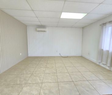 For Lease - 2-341 Queensville Side Road, East Gwillimbury, Ontario - Photo 3