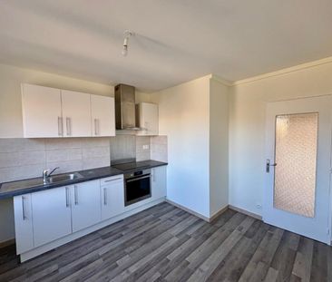 APPARTEMENT T1 A LOUER A ROANNE - CENTRE VILLE - Photo 2