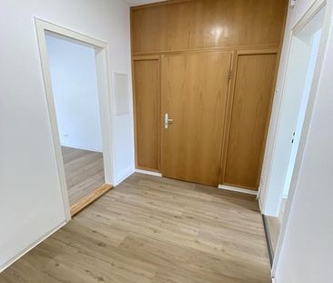 Helle 3-Zimmer-Wohnung in ruhiger und dennoch zentraler Lage - Photo 1