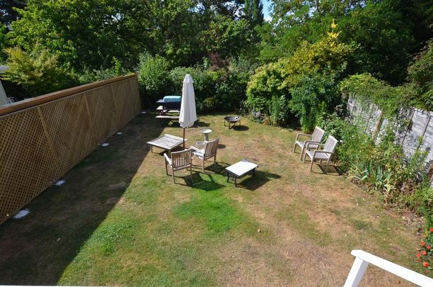 4 bedroom detached house to rent - Photo 1