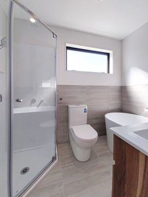 Stunning Townhouse Massey. - Photo 1