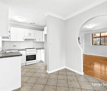 Cozy four-bedroom family home in a convenient location - Photo 4