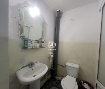 Apartament de închiriat cu 3 camere, decomandat, zona Canta - Photo 1