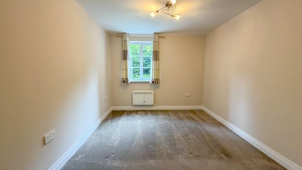 Newland Gardens, Hertford - Photo 1