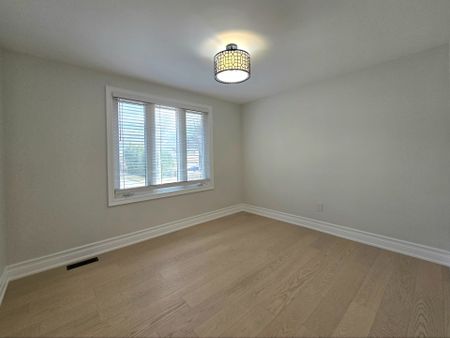 For Lease - 38 Ambrose Road Unit# Upper, Toronto, Ontario - Photo 5