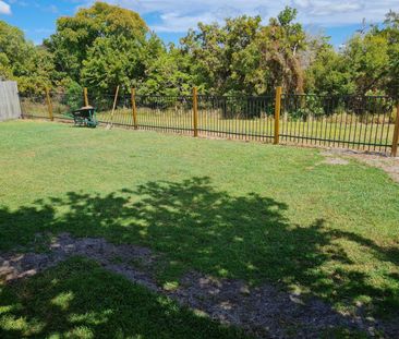 21 Comet Drive St, Sunrise Beach, Qld 4567 - Photo 6