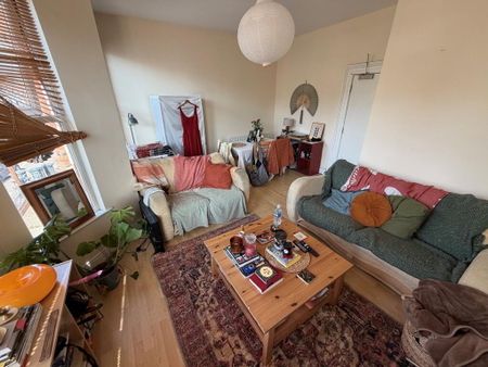 Flat 2, 63 Malone Avenue, Belfast, BT9 6EP - Photo 2