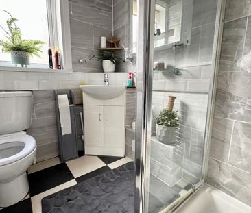 3 bedroom House To Let - Photo 2