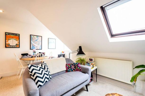 1 bedroom flat to rent - Photo 1