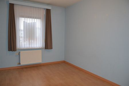 Ruim appartement met terras, garage en gemeenschappelijke tuin. - Photo 4