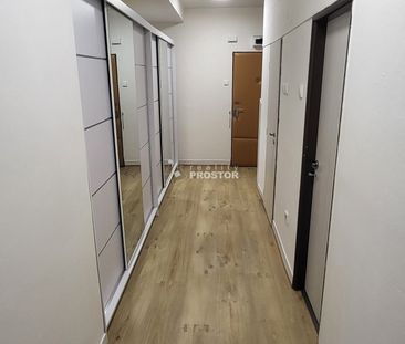 Pronájem bytu 3+1 71 m², Lumiérů 497, Praha Hlubočepy - Photo 1