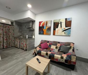 Alquiler de piso en Calle Gerona - Photo 2