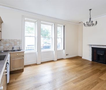 Kensington Place, Bath - Photo 1