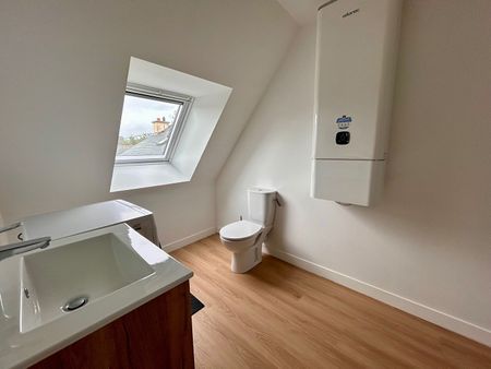 Location Appartement 1 pièce 33m² DOL DE BRETAGNE 35120 - Photo 5