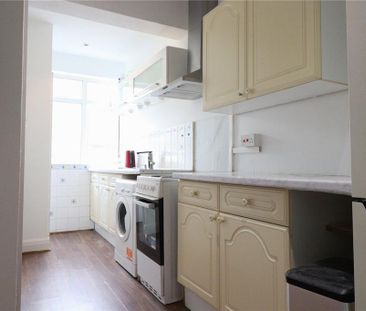 2 bedroom maisonette to rent - Photo 6