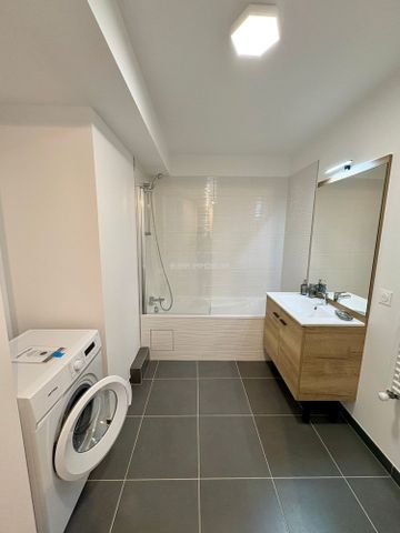 Location - appartement - 63.63 m² - 3 Pièces - Photo 4