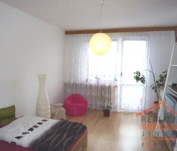 Pronájem bytu 2+kk se zasklenou lodžií - Hradec Králové – MP - Fotografie 3