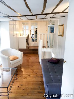 Logement à Paris, Location meublée - Photo 1