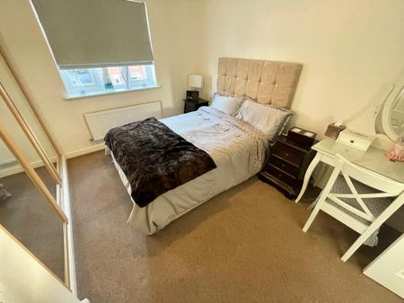 4 bedroom house to rent - Photo 4