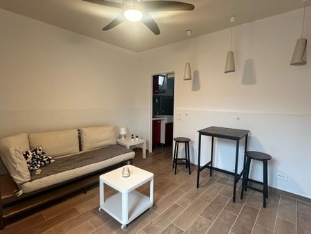 Location Appartement 2 pièces 28m² TOULON 83000 - Photo 2