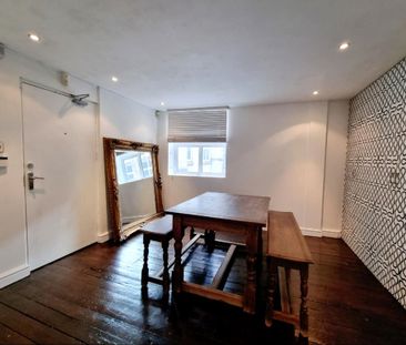 2 bedroom penthouse to rent - Photo 5