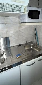 Location Appartement 1 pièce 15m² AGEN 47000 - Photo 3