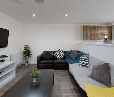 6 bedroom house to rent - Photo 2