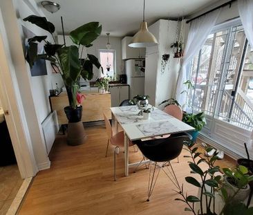 Chaleureux Condo rénové - près métro vieux Longueuil - Photo 2