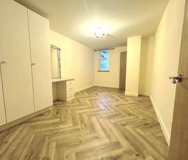 Lyon Road, Harrow, HA1 - Photo 4