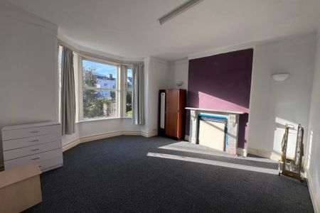 Gaywood Road - Photo 2