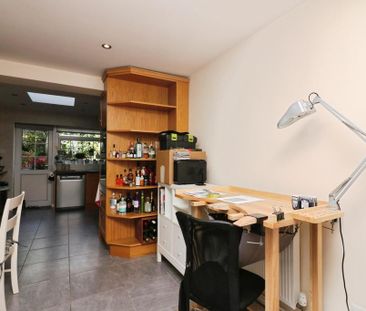2 bedroom terraced house to rent - Photo 2