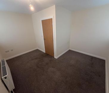 4 Gransha Wood, Old Dundonald Road, Dundonald, Belfast, BT16 2FG - Photo 1