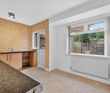 224 Shore Road, Belfast, BT15 3QB - Photo 5