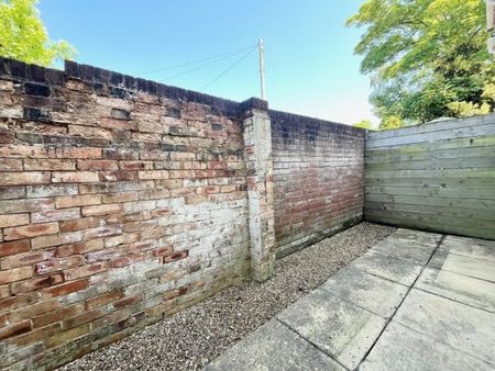 Commercial Road, Lower Parkstone - Photo 4