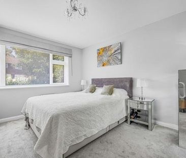 2 bedroom maisonette to rent - Photo 5