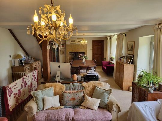 4 bedroom semi-detached house to rent - Photo 1