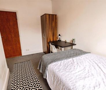 5 bedroom terraced house to rent - Photo 3