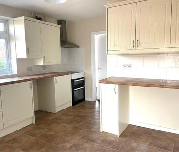 3 bedroom house to rent - Photo 2