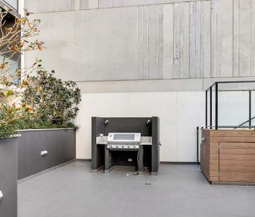 The Braddon Buzz - Boutique 1 bedroom apartment - Photo 6