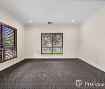 Beautiful Family Home with Multiple Living Zones & Modern Comforts! - Photo 2